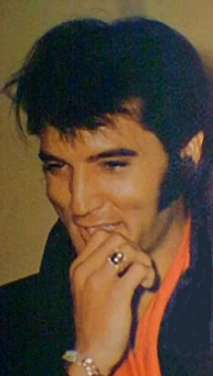 Elvis Presley - mit Ring