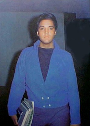Elvis Presley - mit Büchern