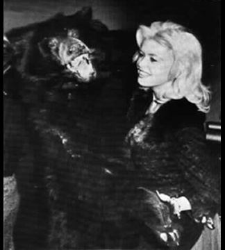 Jayne Mansfield - mit Bär